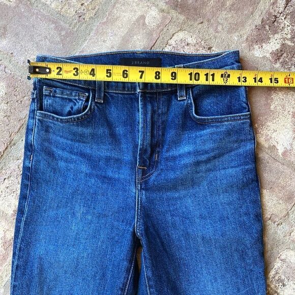 J Brand Julia High Rise Cropped Flare Raw Hem Medium Wash Jeans in Romance Sz 25 - Picture 10 of 15